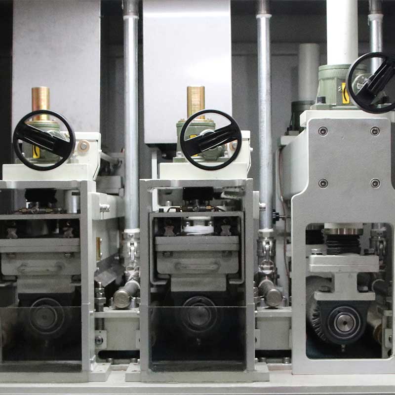 SG630-3WB Efficient wet operation barrel brushing machine
